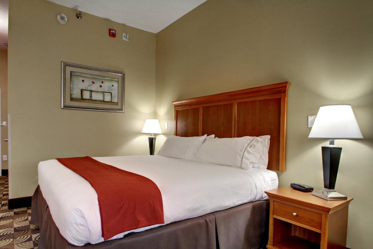 Holiday Inn Express Hurricane Mills Waverly By Ihg Номер фото