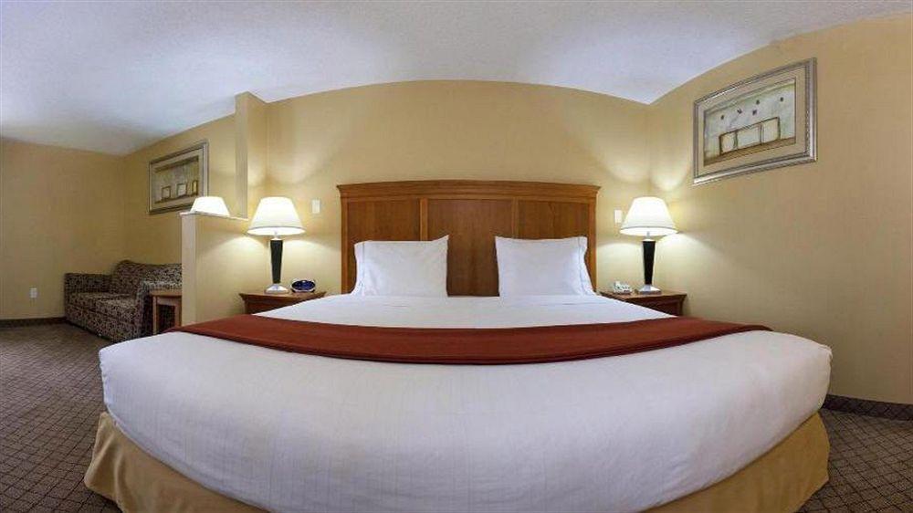 Holiday Inn Express Hurricane Mills Waverly By Ihg Экстерьер фото