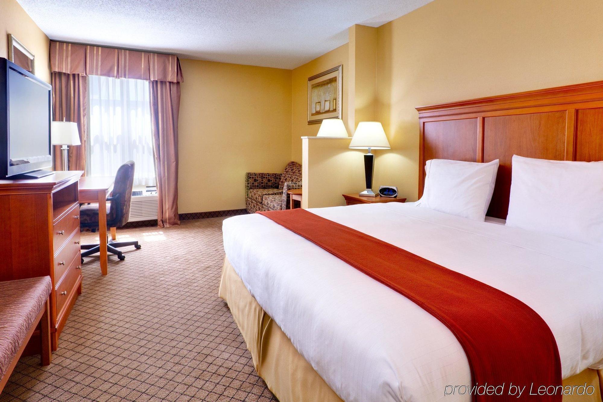 Holiday Inn Express Hurricane Mills Waverly By Ihg Номер фото