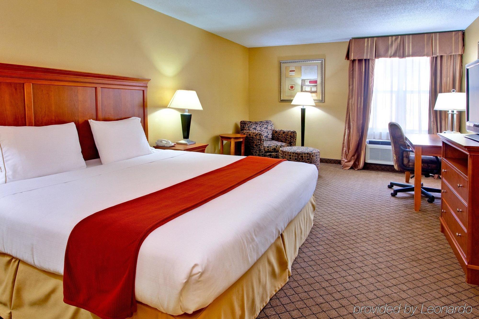 Holiday Inn Express Hurricane Mills Waverly By Ihg Экстерьер фото