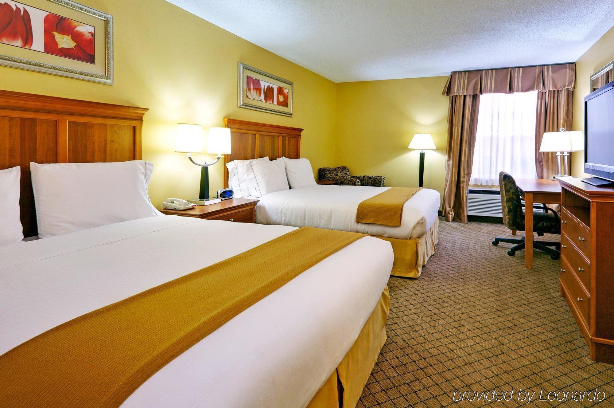 Holiday Inn Express Hurricane Mills Waverly By Ihg Номер фото