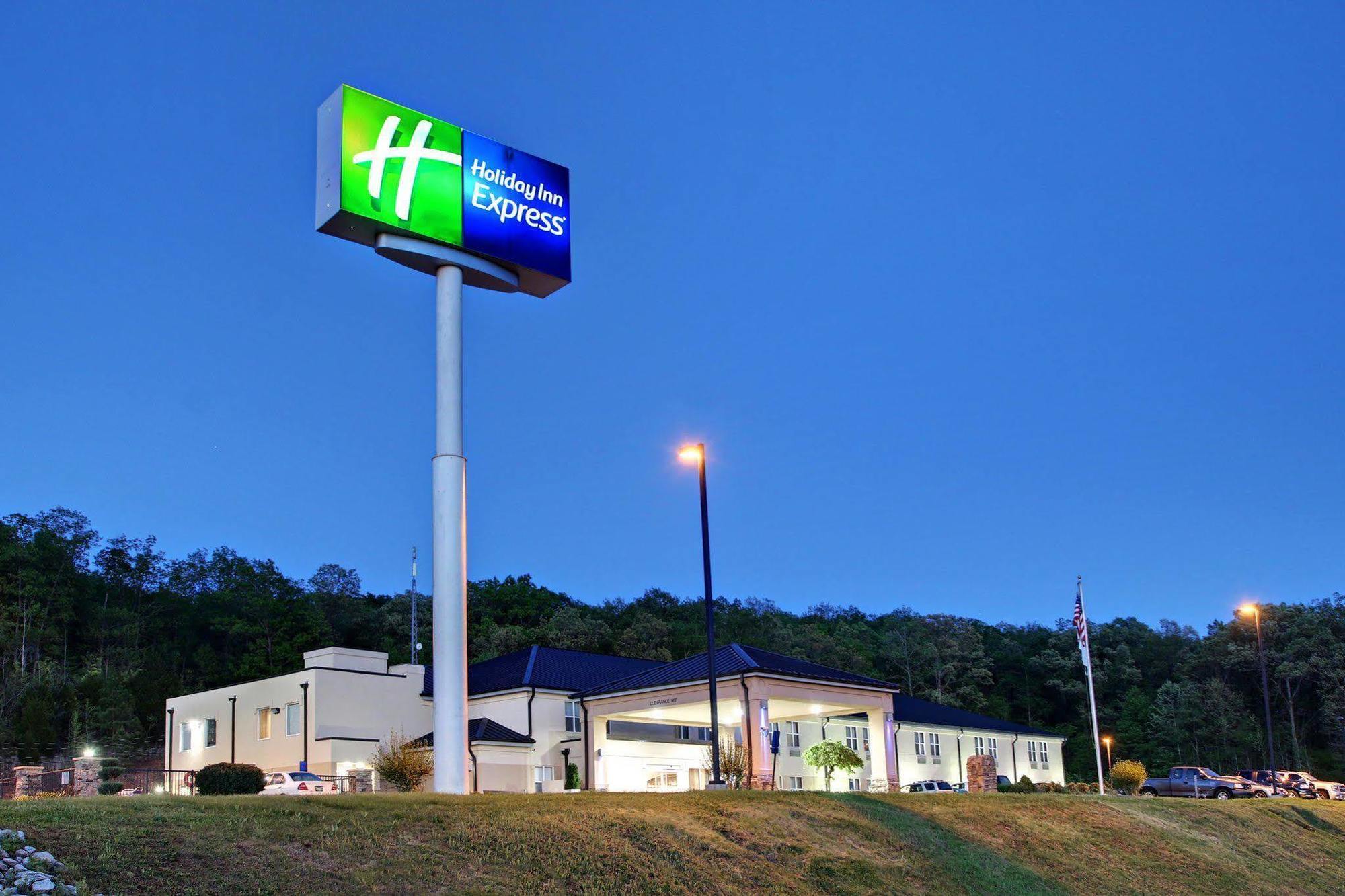 Holiday Inn Express Hurricane Mills Waverly By Ihg Экстерьер фото