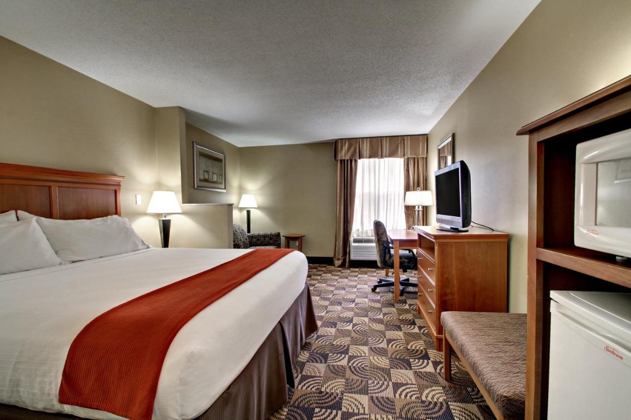 Holiday Inn Express Hurricane Mills Waverly By Ihg Экстерьер фото