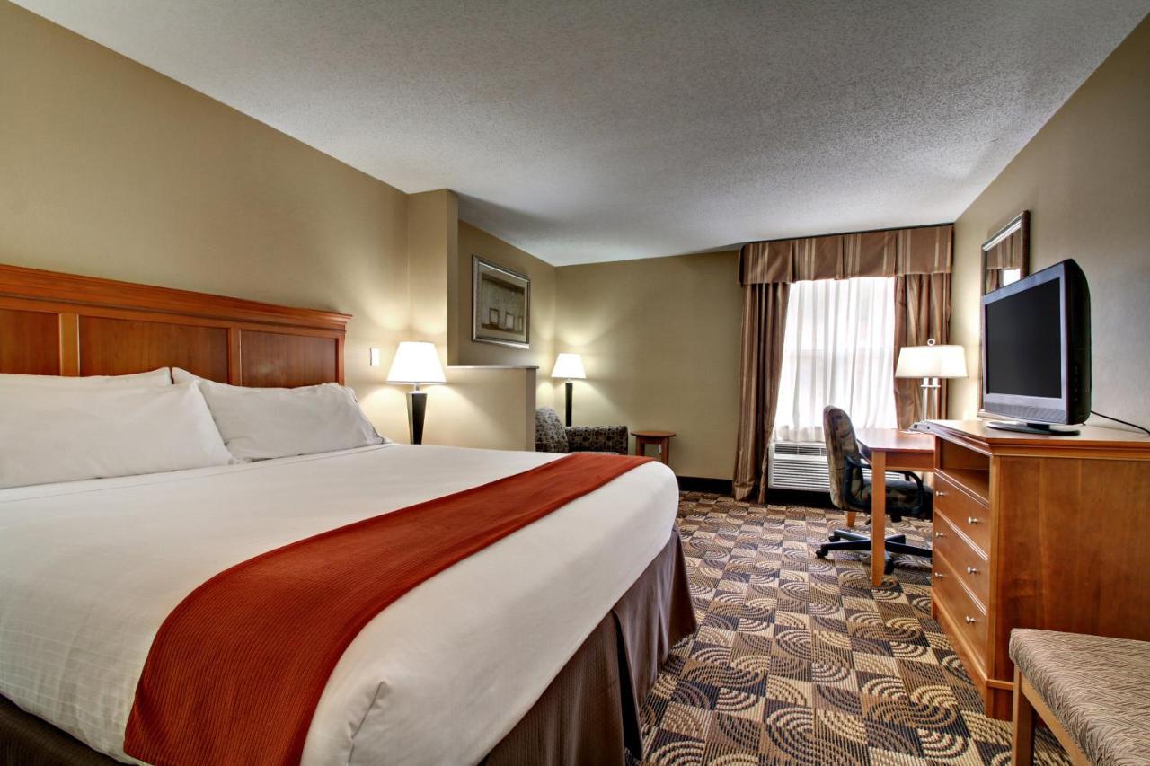 Holiday Inn Express Hurricane Mills Waverly By Ihg Экстерьер фото